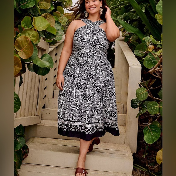 Lane Bryant Elegant Navy and White Patterned Halter Dress - Picture 2 of 4